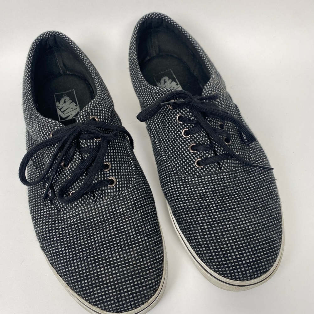 mens vans shoes size 12 Black White Low Top